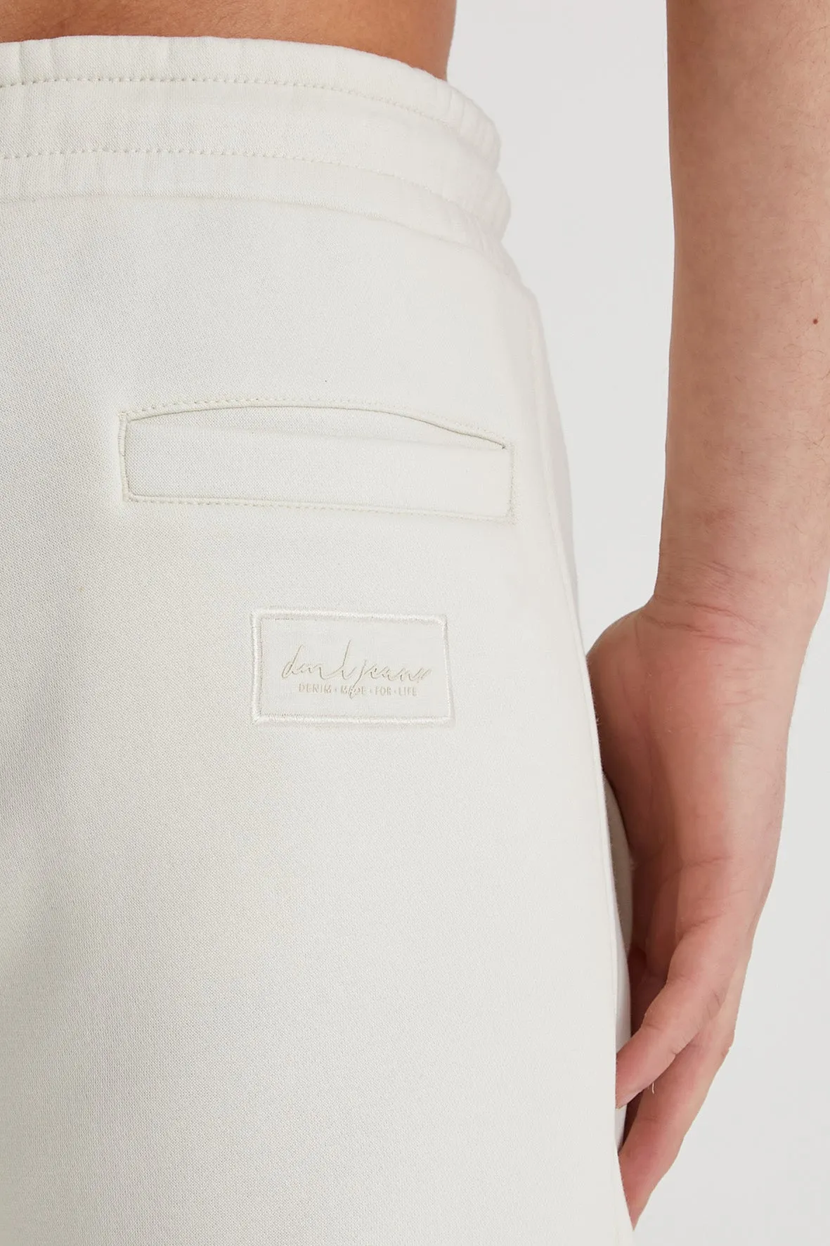 Banks premium brushback fleece shorts in Dove