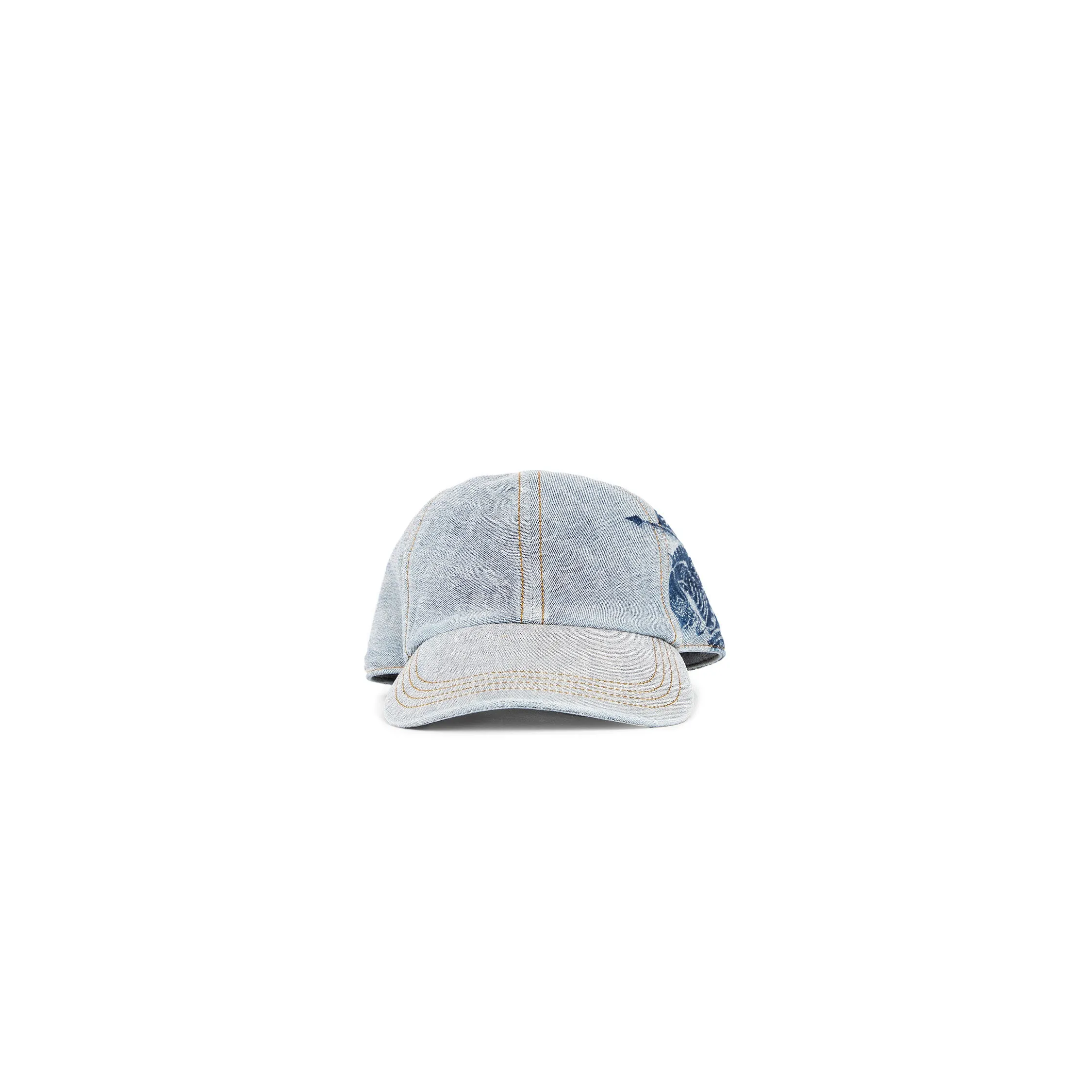 BURBERRY MAN BLUE HATS