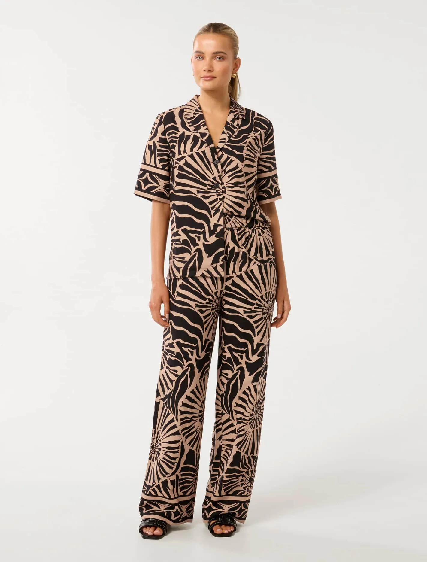 Ella Printed Elastic Waist Wide Leg Pants