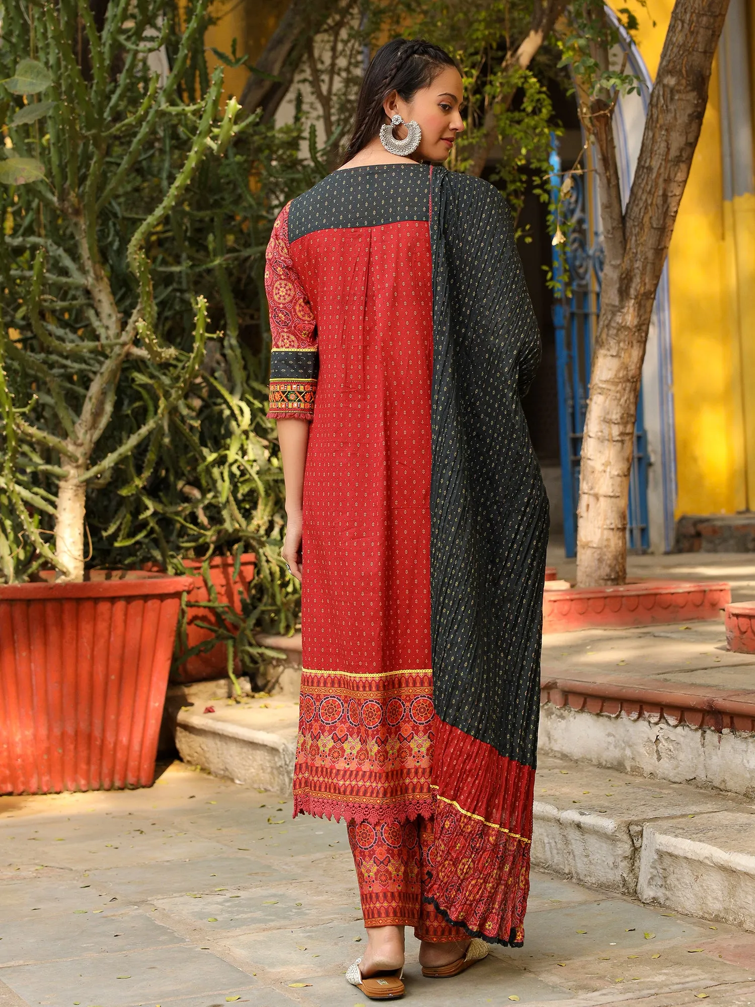 Juniper Rust Ethnic Motif Printed Cotton Kurta with Pant & Dupatta with Thread Embroidery Kaudi &Tassel