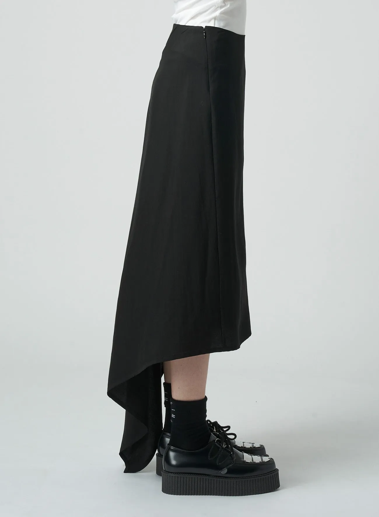 LYOCELL/RAYON GABARDINE SKIRT WITH ASYMMETRIC HEMLINE