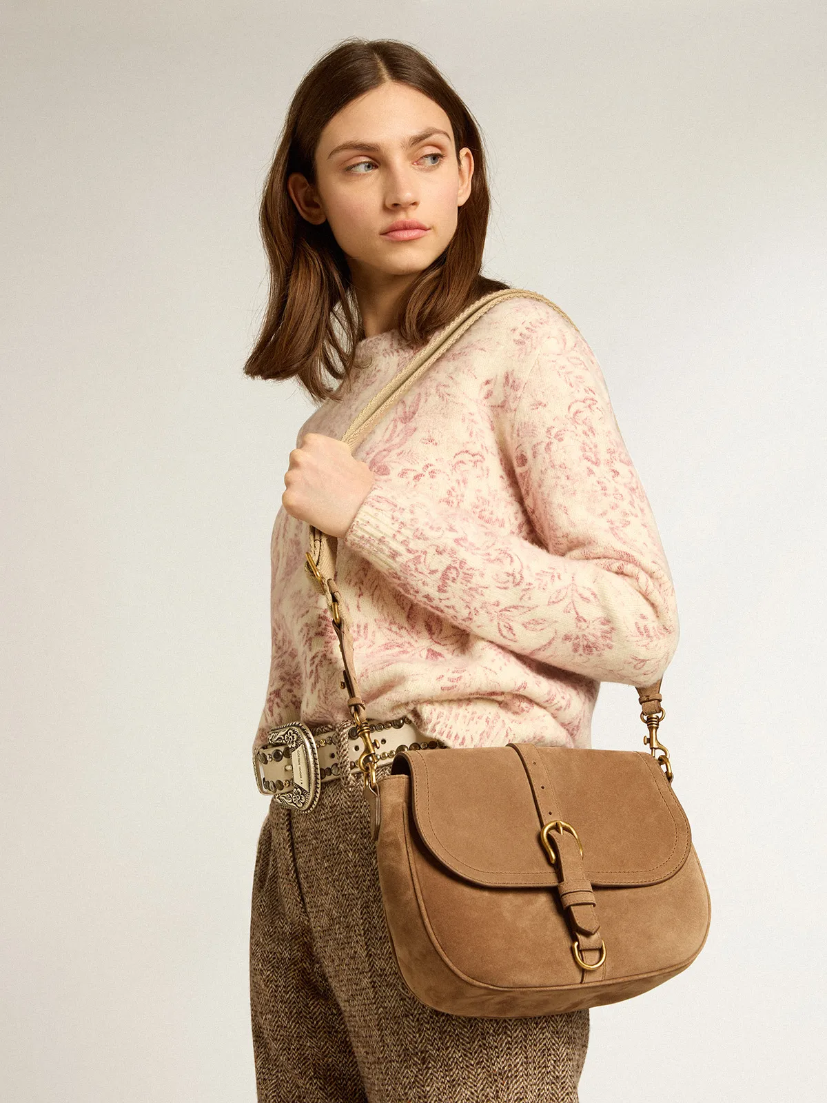 Medium Sally Bag in ash-colored suede with contrasting buckle and shoulder strap