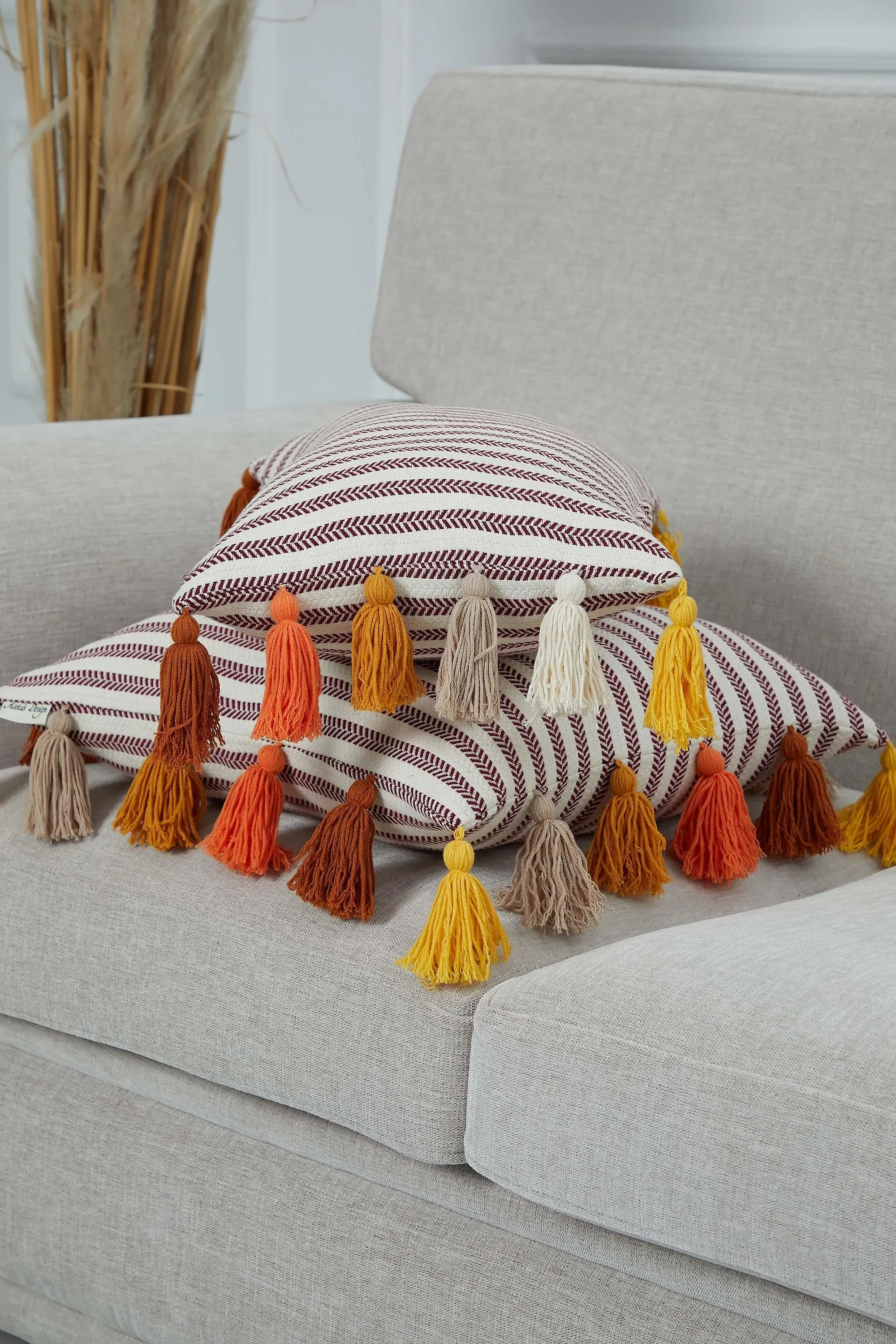 Striped-Patterned Pillow Cover with Plenty of Colourful Tassels on the Edges, 18x18 Inches Decorative Cushion Cover for Modern Home,K-272