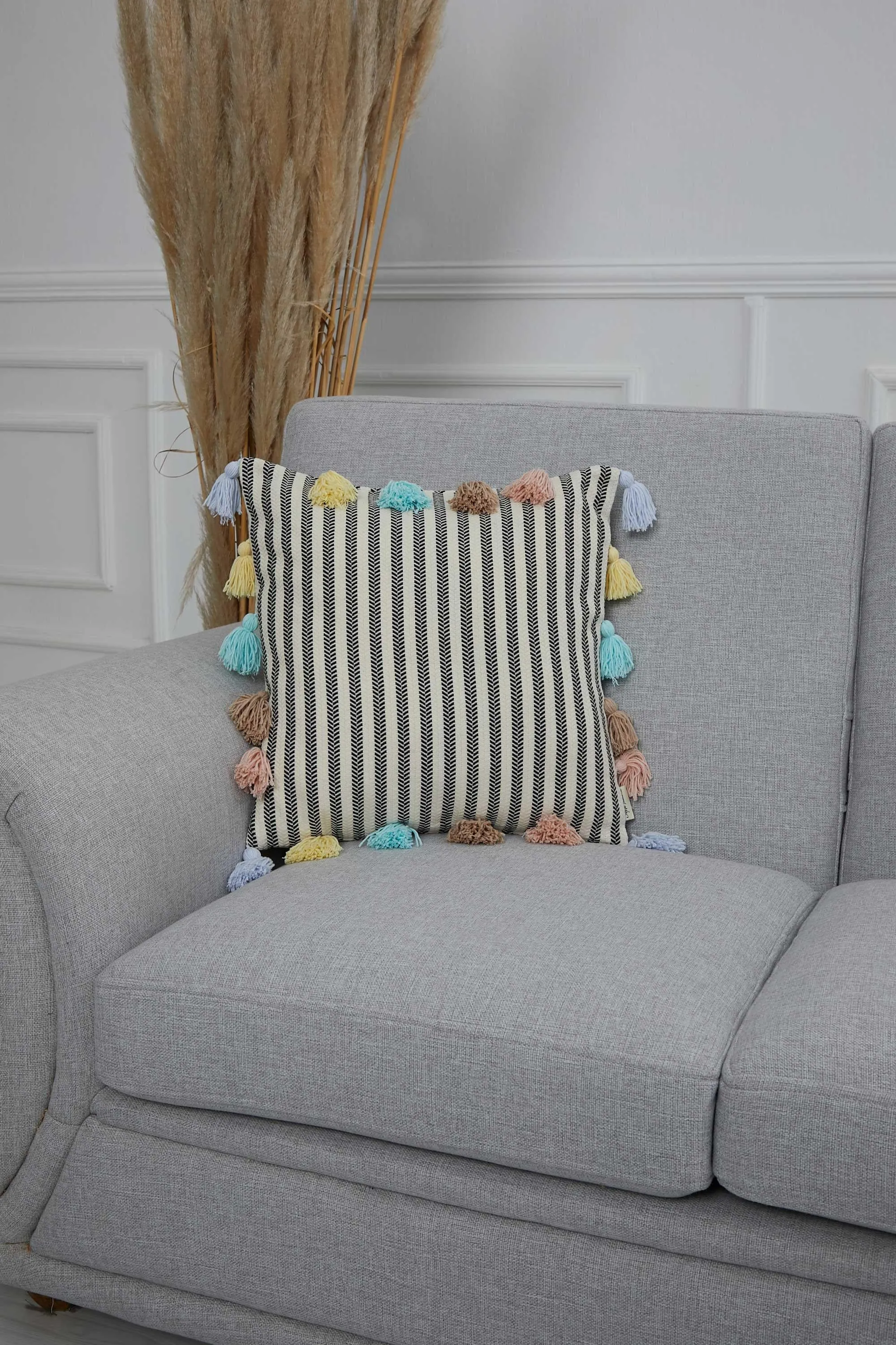 Striped-Patterned Pillow Cover with Plenty of Colourful Tassels on the Edges, 18x18 Inches Decorative Cushion Cover for Modern Home,K-272