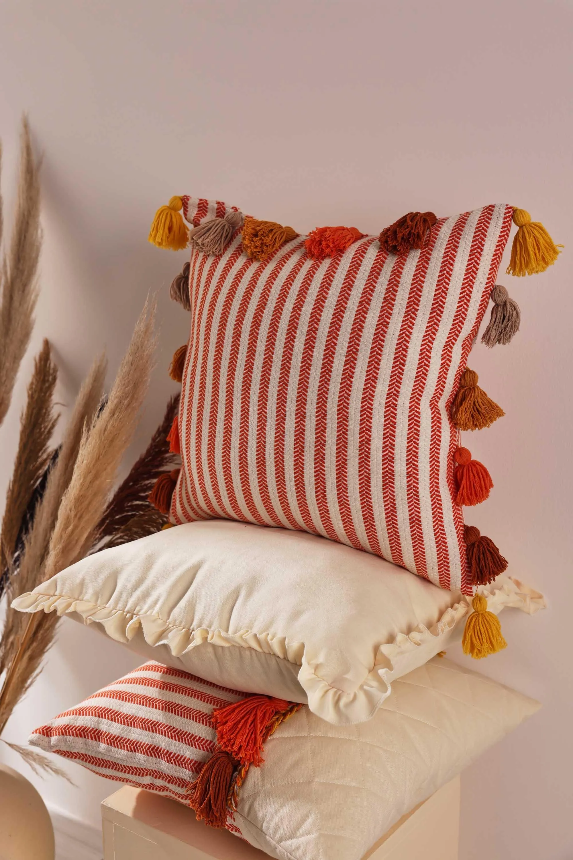 Striped-Patterned Pillow Cover with Plenty of Colourful Tassels on the Edges, 18x18 Inches Decorative Cushion Cover for Modern Home,K-272